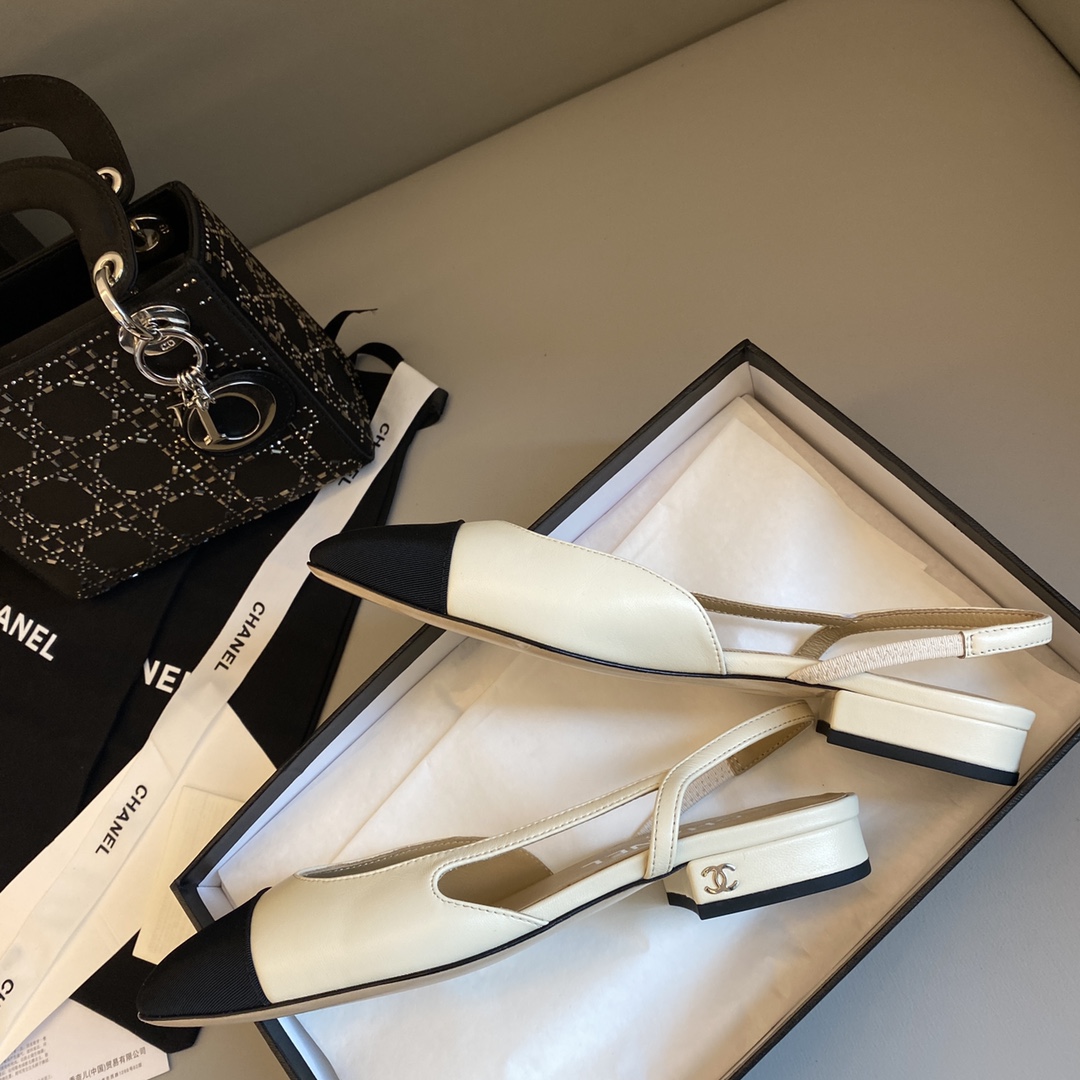 Ch@nel Slingbacks