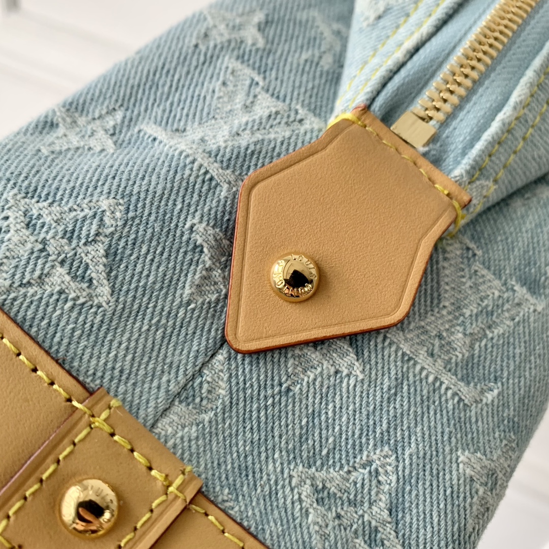 l0*is V*t0n pochette cosmétique-27 x 18 x9cm