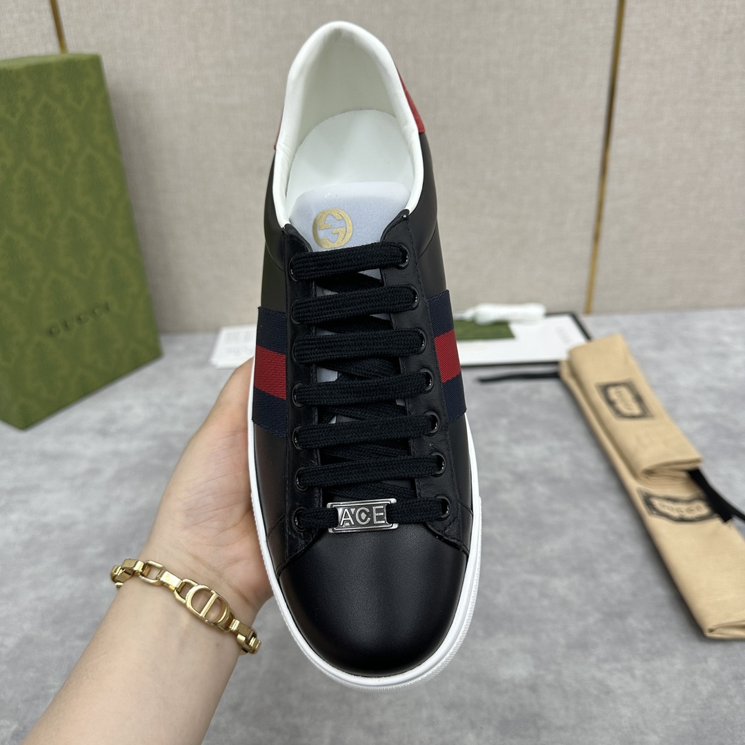 G*u*i sneakers