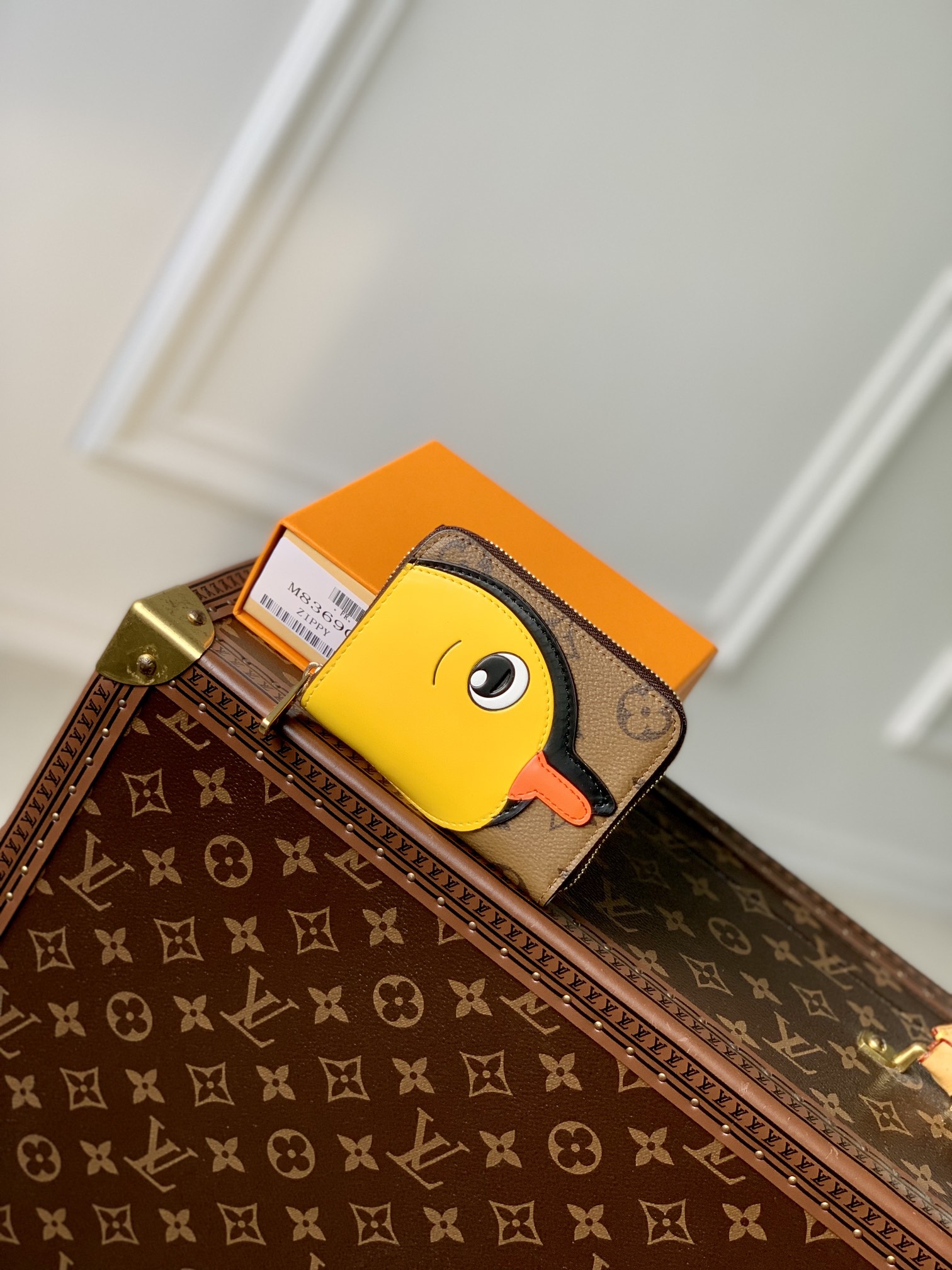 l0*is V*t0n zippy wallet-11*8*2.5cm