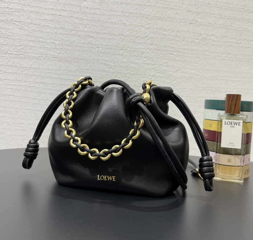L0ew* flamenco purse 23*5.5*17cm