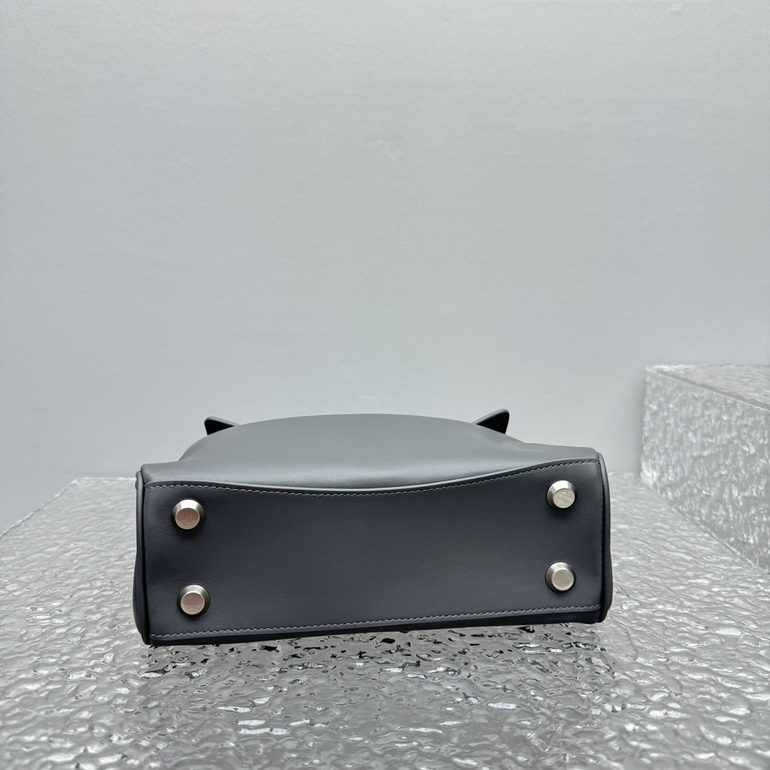 Balenciag Rodeo Handbags-23*10*8CM