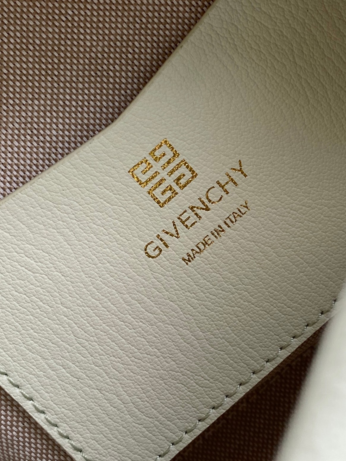 G1uenchy anyigona cube tote-13*19*22cm