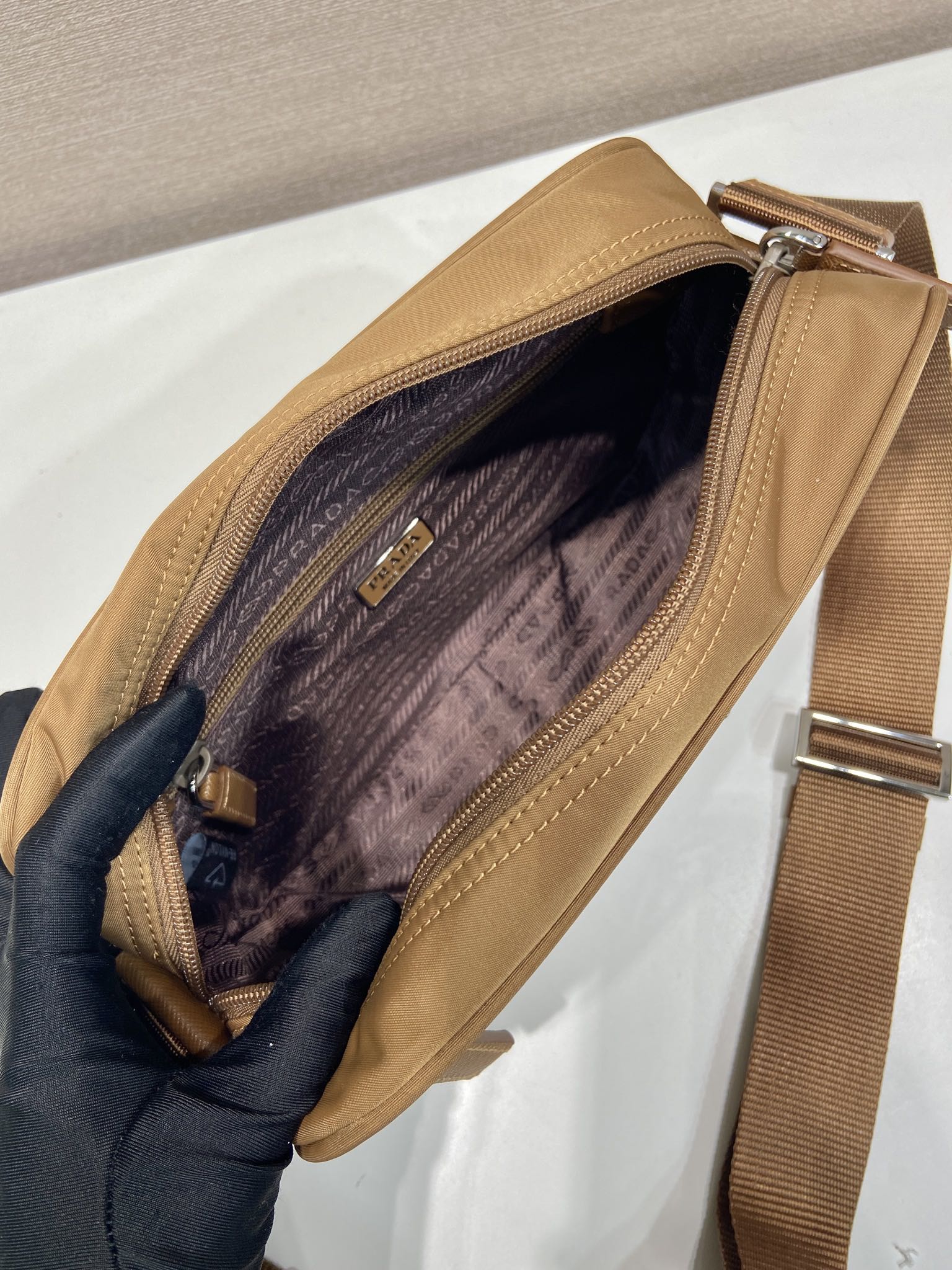 Pra*a 1bc167 crossbody bag -23*15*7cm