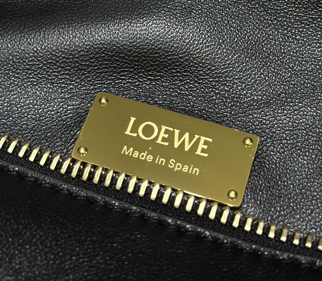 Lowee Puzzle Edge Bag-24*10.5*16.5CM
