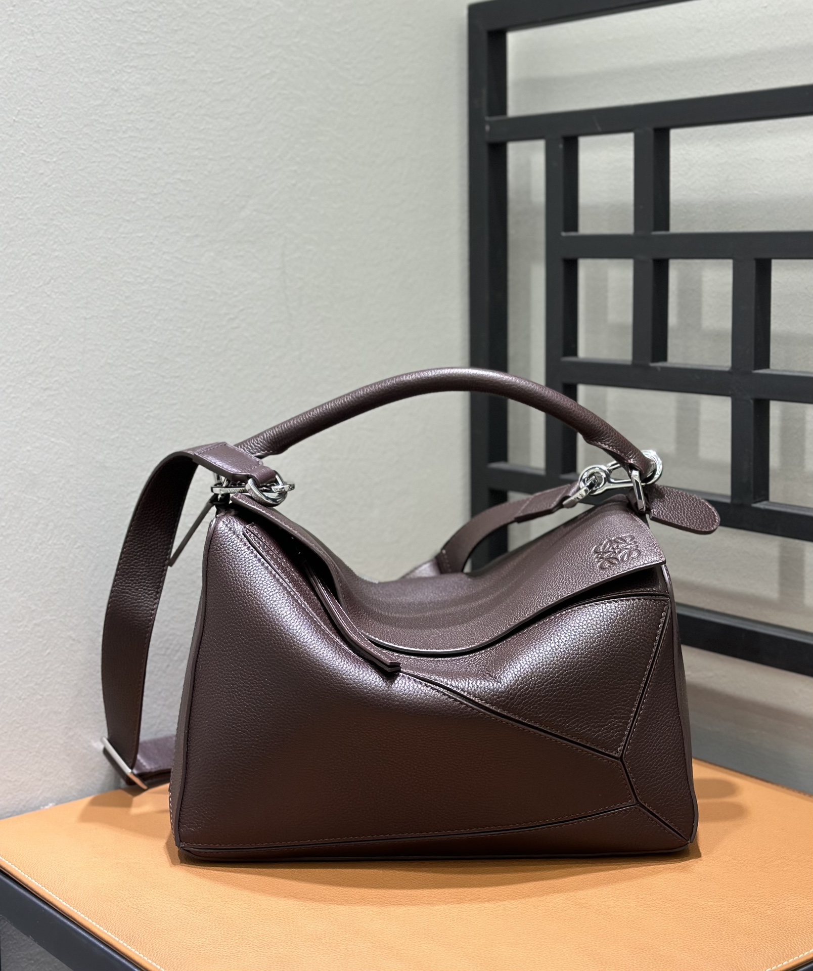 Lowee Puzzle Edge Bag-33*14*21.5CM