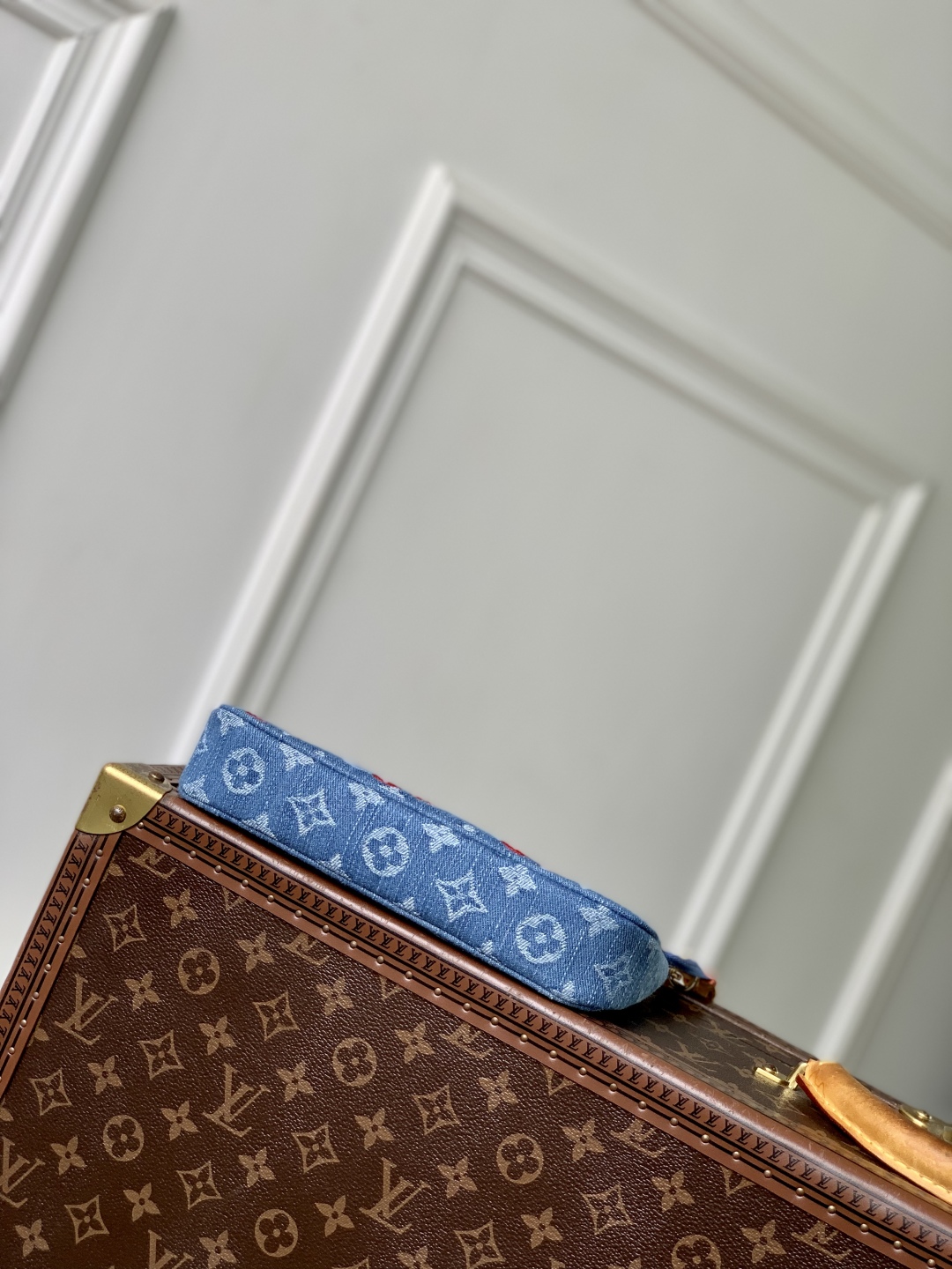 l0vis Vvtt0n pochette accessoires bag-22 x 13 x 4cm
