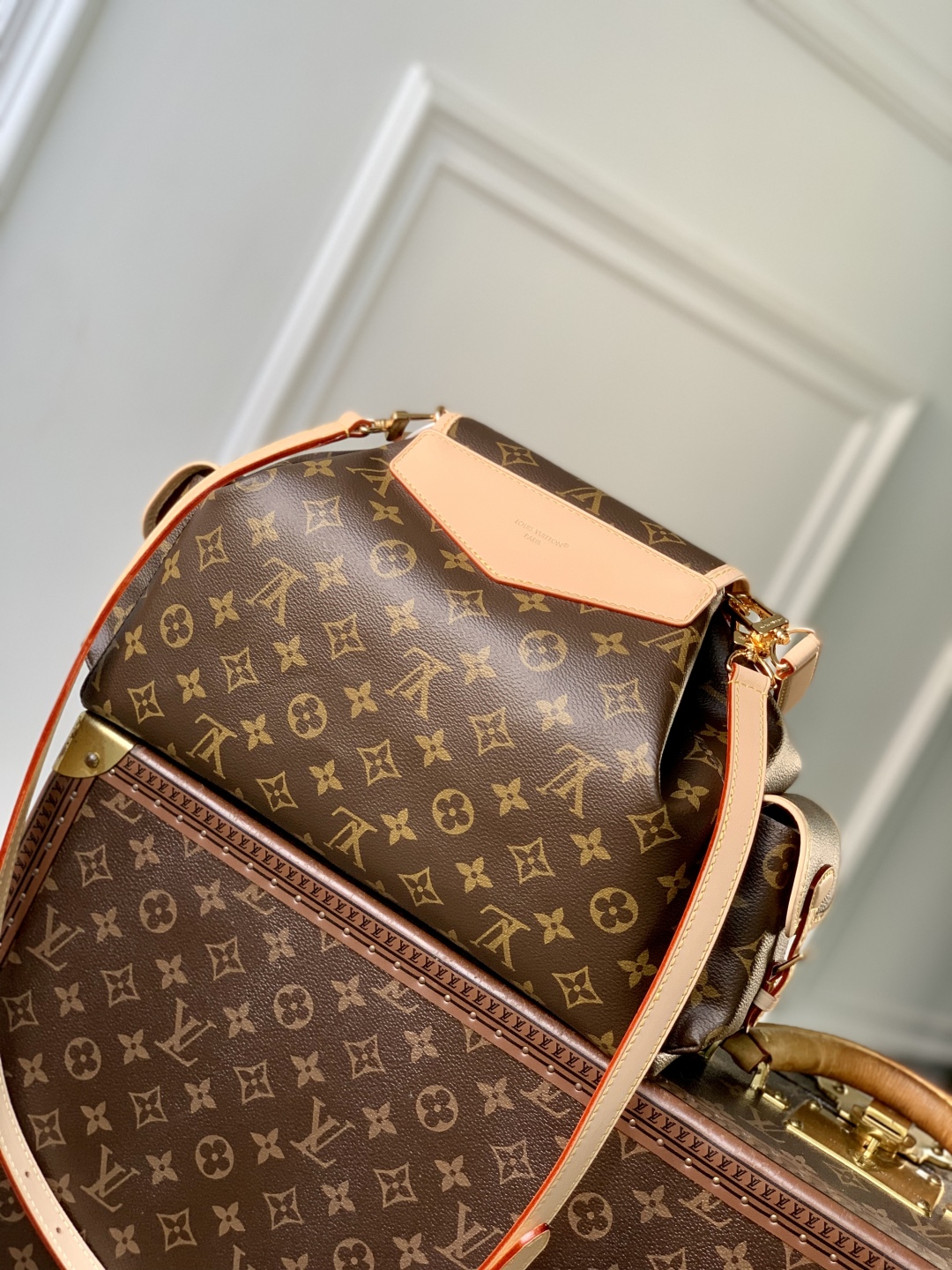 l0vis Vvtt0n odysée bag-24 x 18 x 36cm