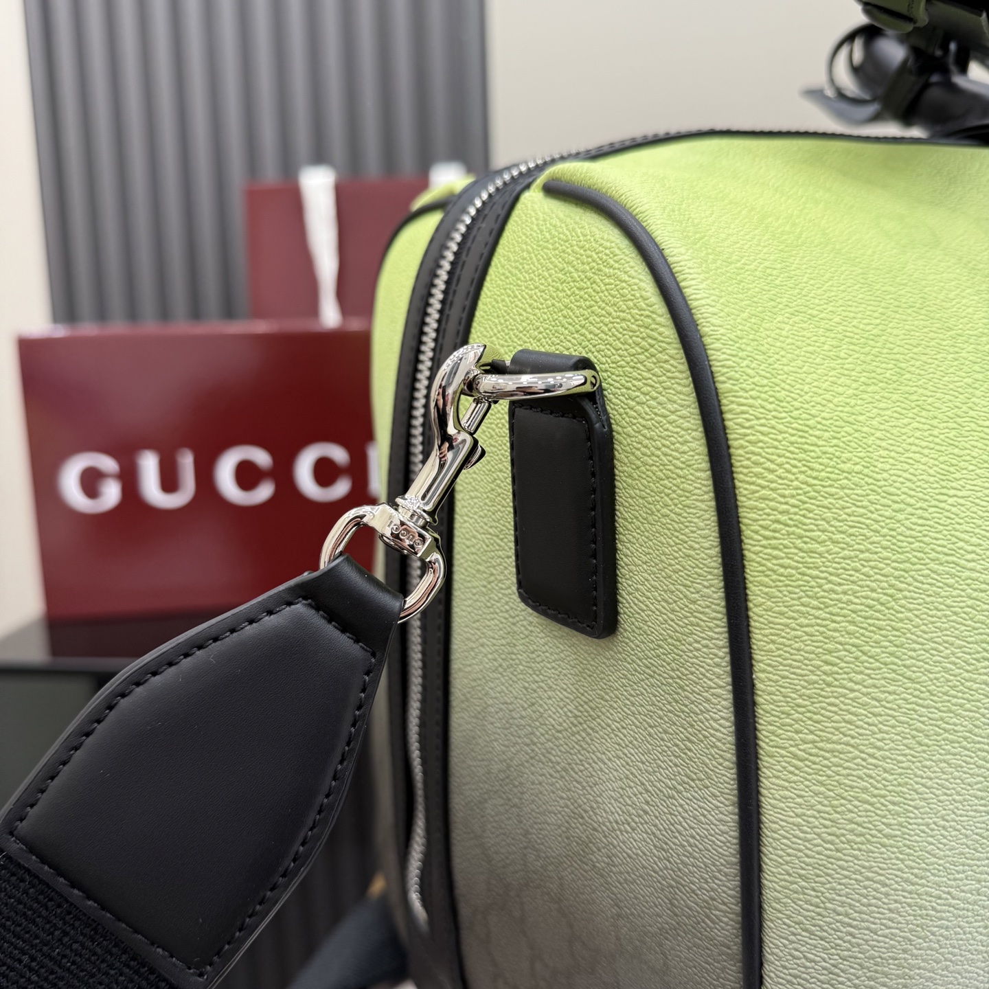 Gvc*1 Chroma Medium Duffle Bag-30*45*24.5CM