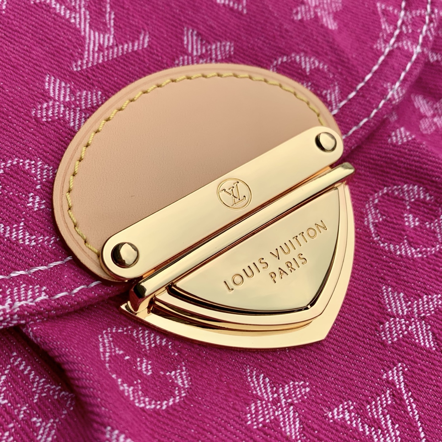 L0vis Vvtt0n Sunset Vibe Bag-18 x 3 x 27CM