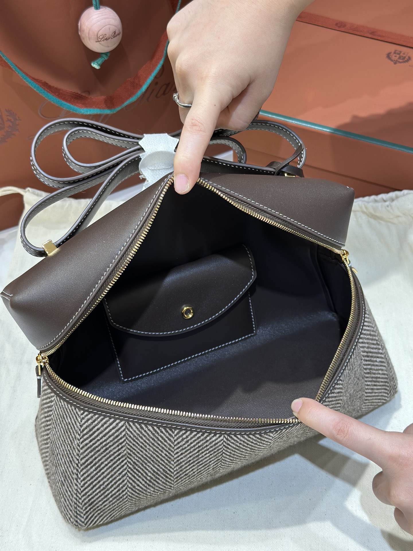 L0r0 P1ana Extra Bag L27-16*27*10CM