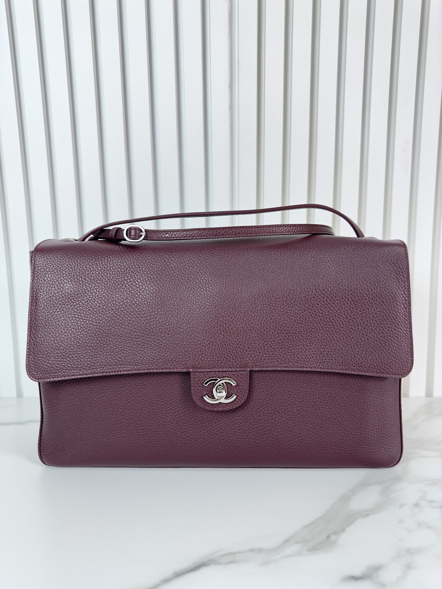 Ch@nel Maxi Flapbag , Grained Calfskin & Silver-Tone Metal, lLight-26*38.5*11CM
