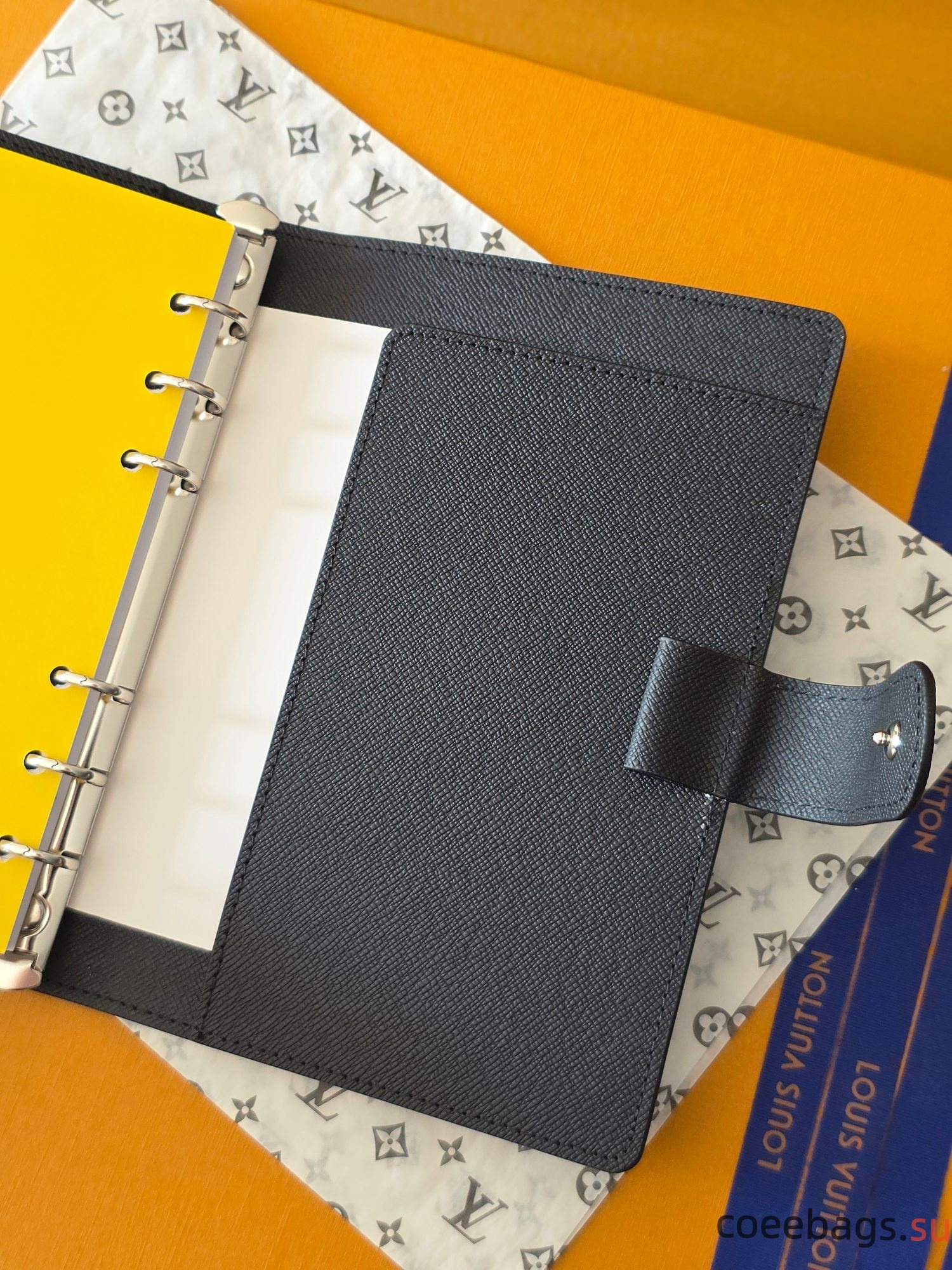 L0vis Vvtt0n Medium Ring Agenda Cover-14*18CM