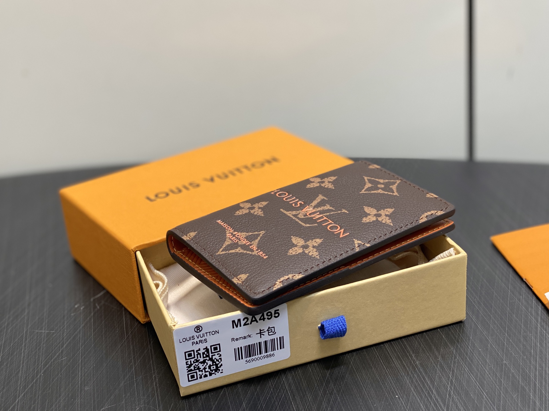 L0vis Vvtt0n Wallet-M11524-7.5 x 11.1 x 1CM