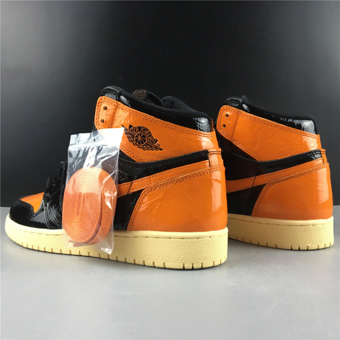 Air Jordan 1 Retro High Shattered Backboard 3.0 – 555088-028