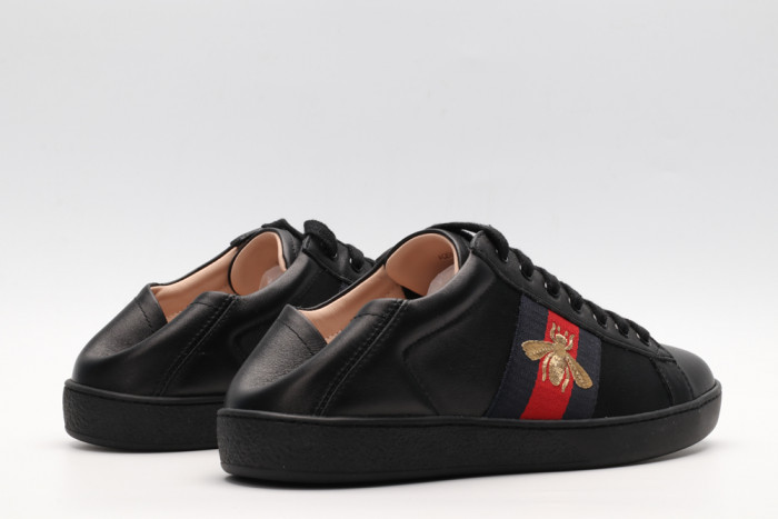 G*u*i low-top sneaker