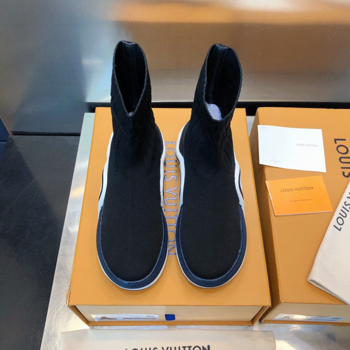 LOUS VUITO ARCHLIGHT SNEAKER BOOT