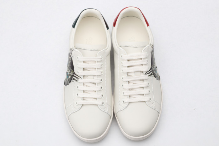 G*u*i low-top sneaker