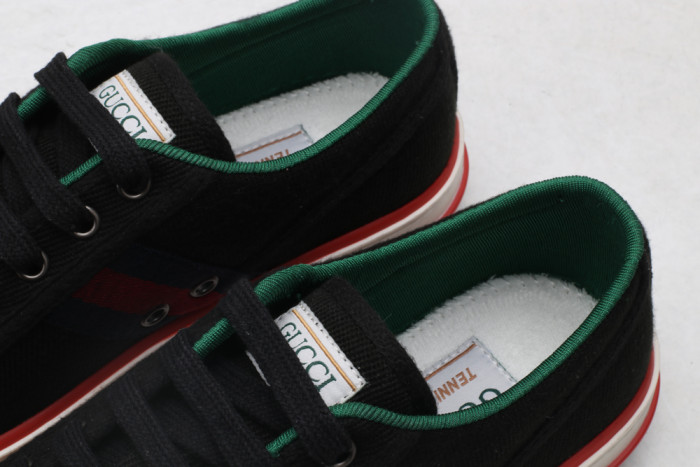 G*u*i low-top sneaker