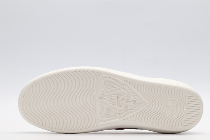 G*u*i low-top sneaker