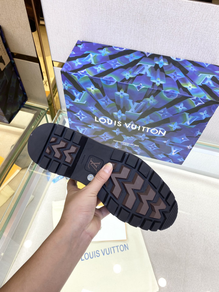 LOUS VUITO BOOTS