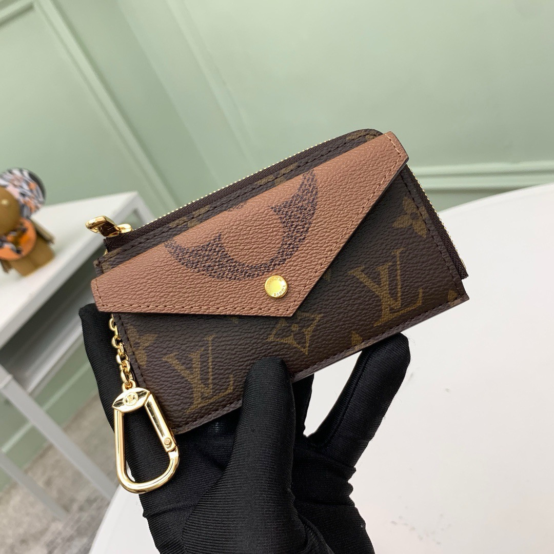 LV M69431 Card Holder