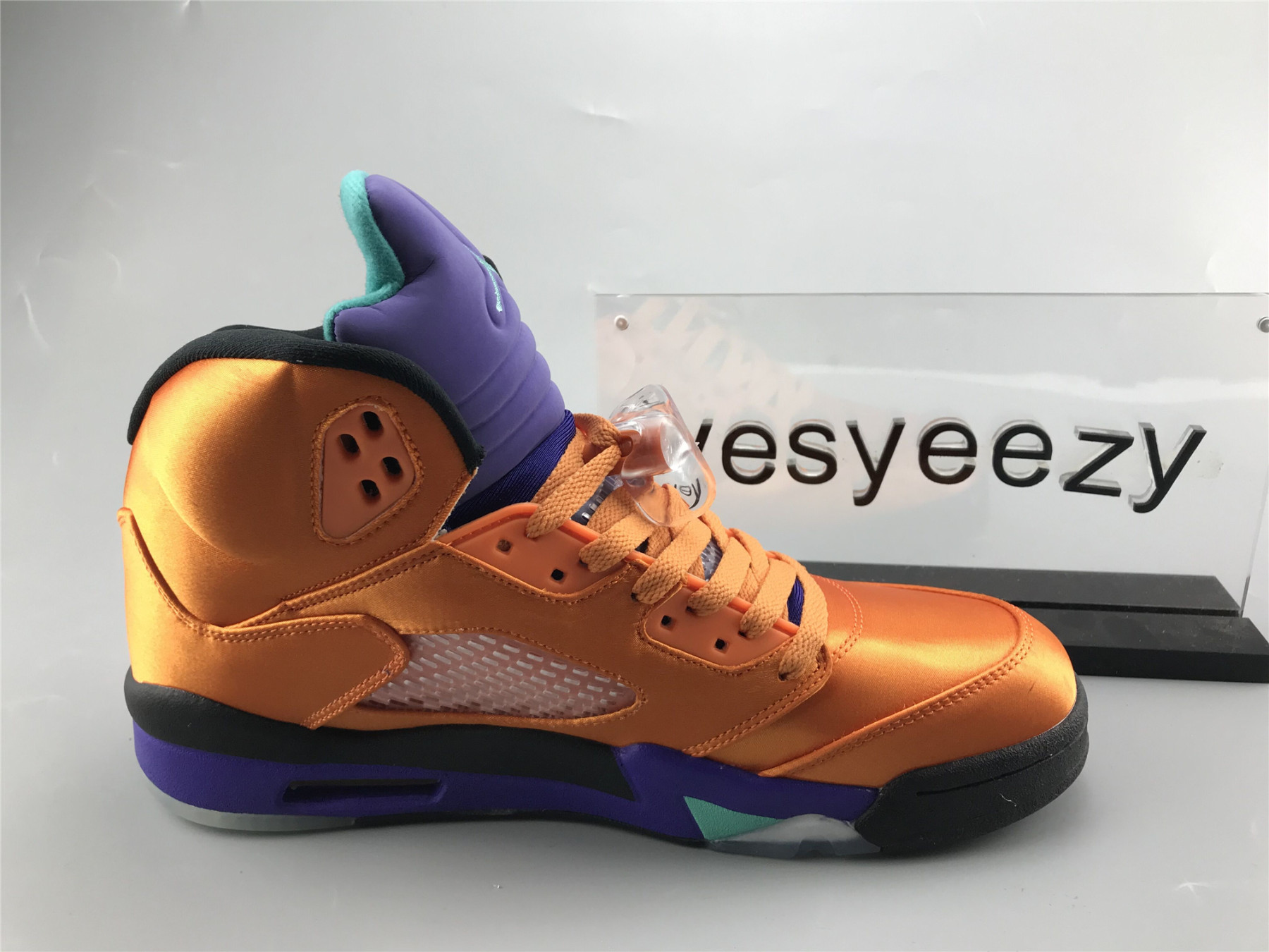 UA AIR JORDAN 5 RETRO NRG 