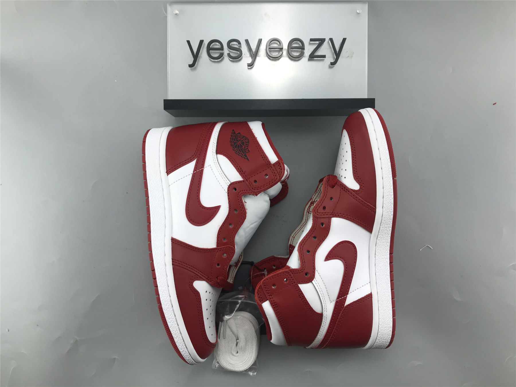 UA AIR JORDAN NEW BEGINNINGS PACK RETRO HIGH 1 & NIKE AIR SHIP