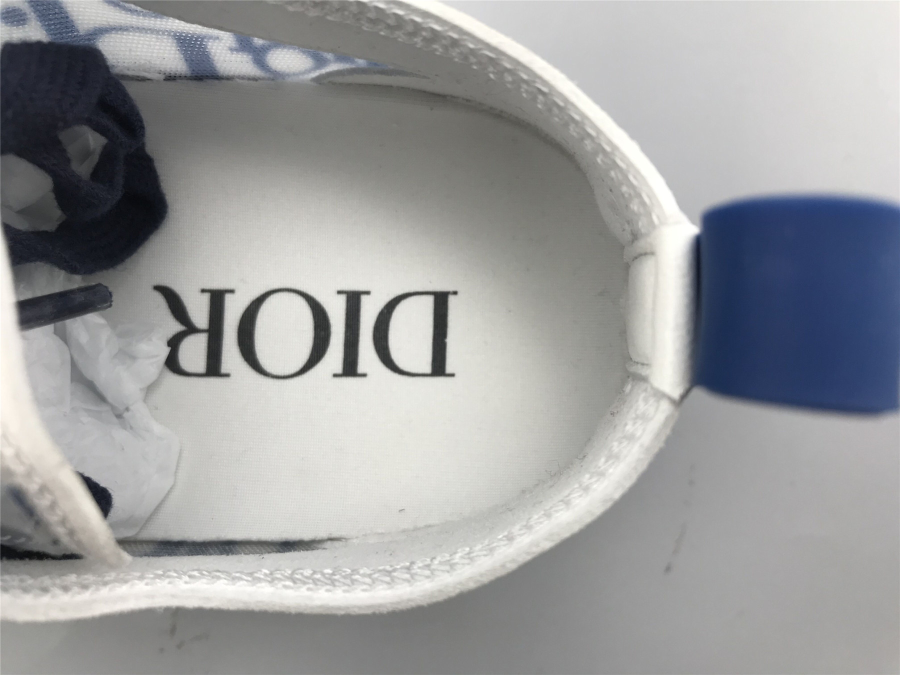 UA D10r B23 LOW TOP BLUE OBLIQUE