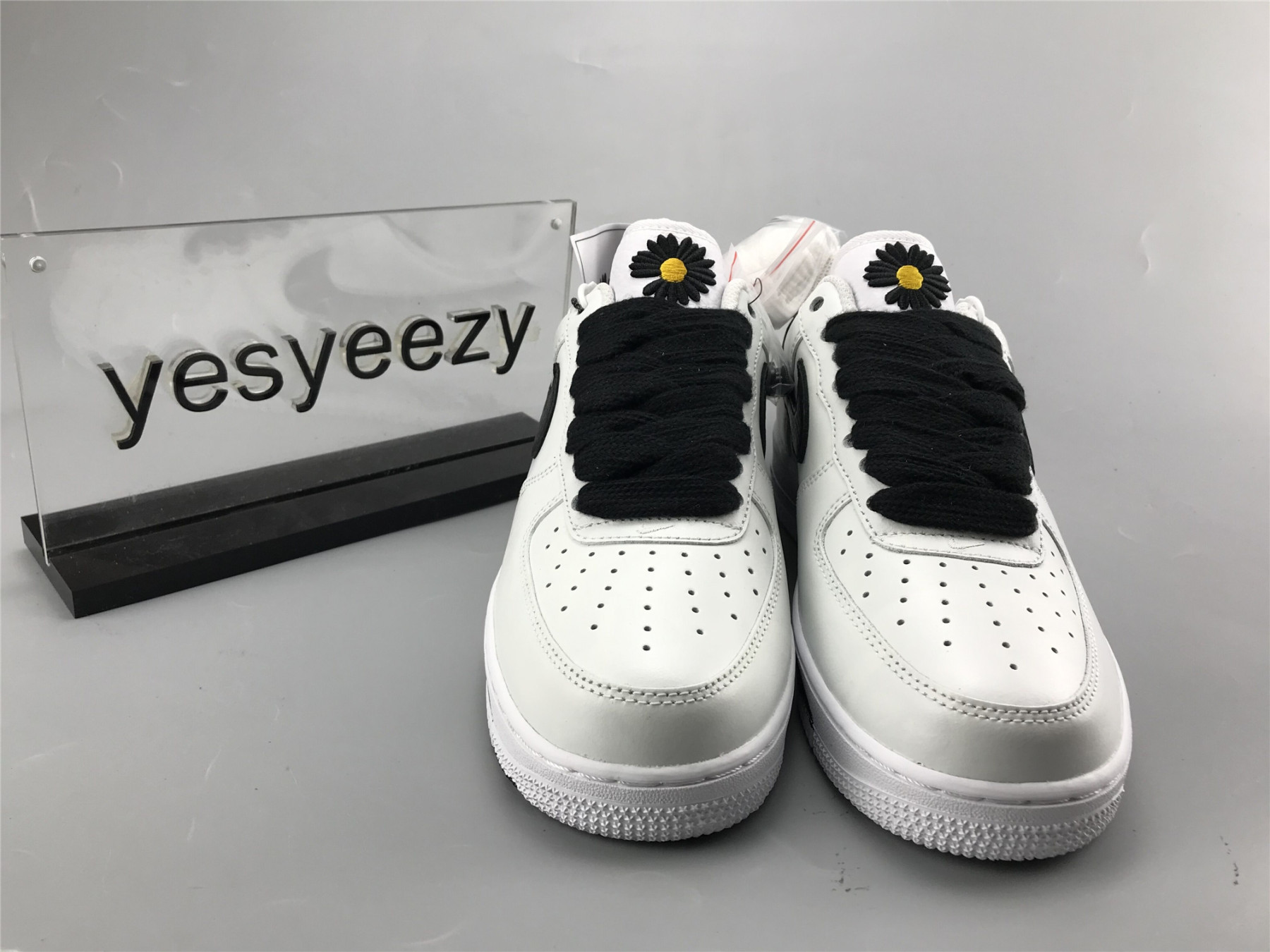 UA NIKE G-DRAGON X AIR FORCE 1