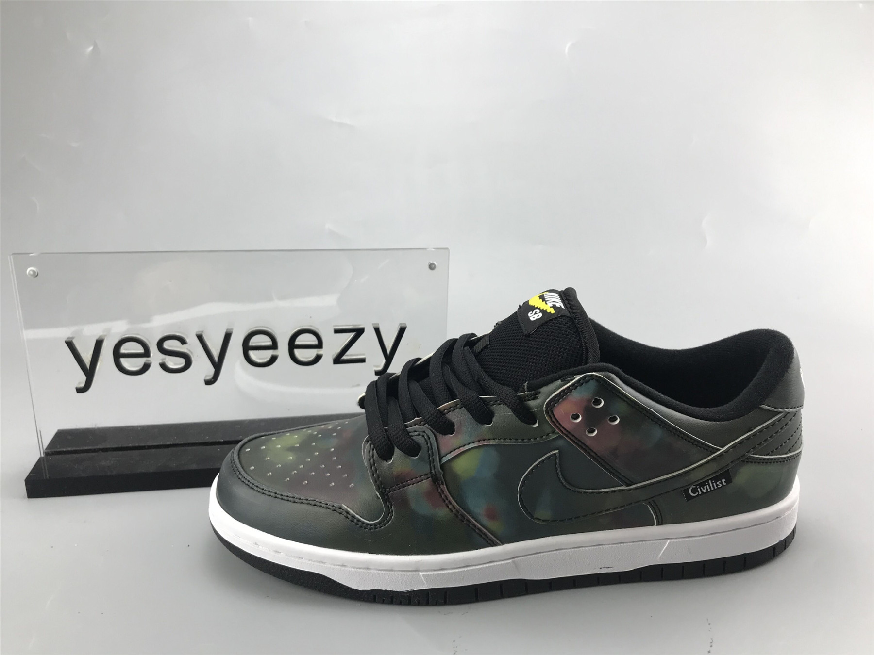 UA NIKE CIVILIST X DUNK LOW PRO SB QS