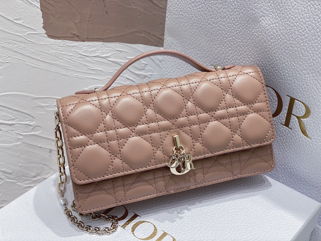 MISS D10r Mini Handbag Medium Antique Bronze Cannage Woven Pattern S0980ONMJ_M53U 21 x 11.5 x 4.5 cm