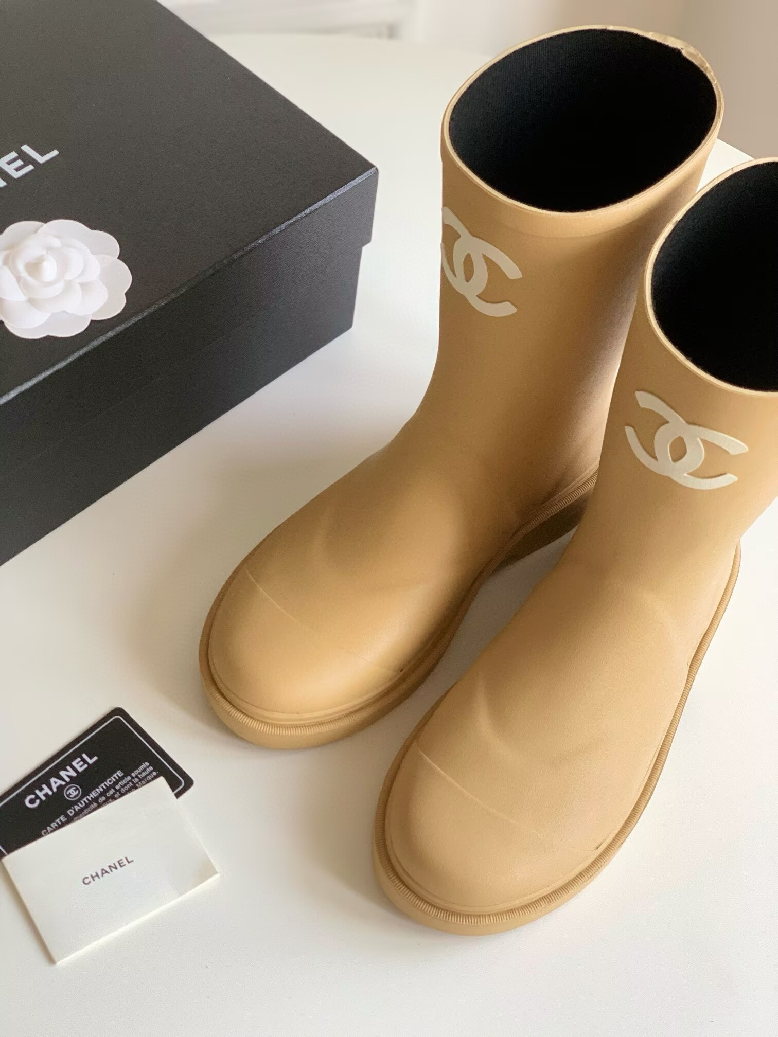 UA Ch**el Boots