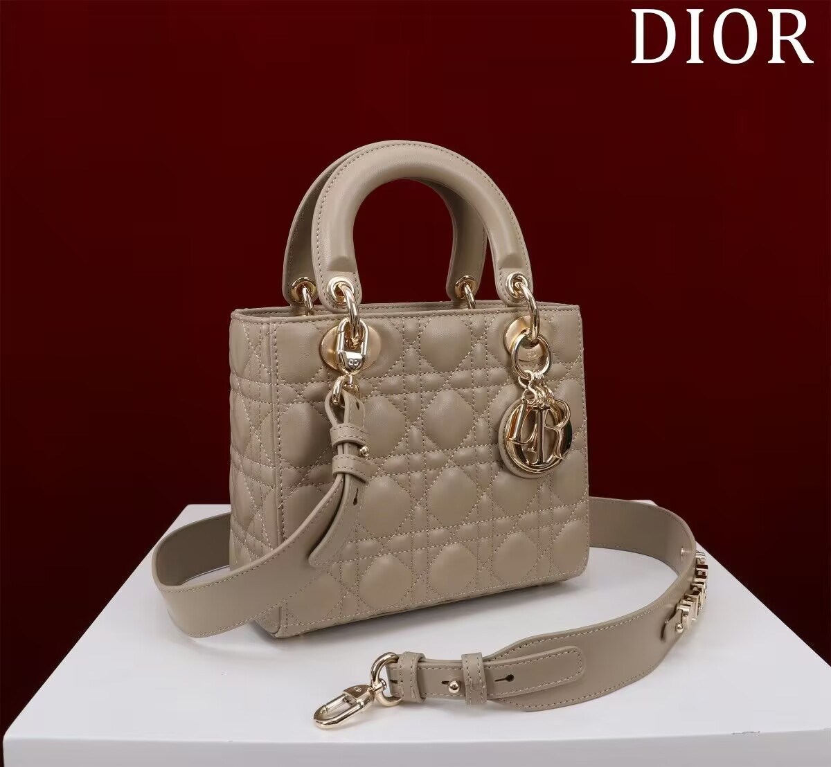 Small Lady D10r My ABCD10r Bag 20 x 17 x 8 CM