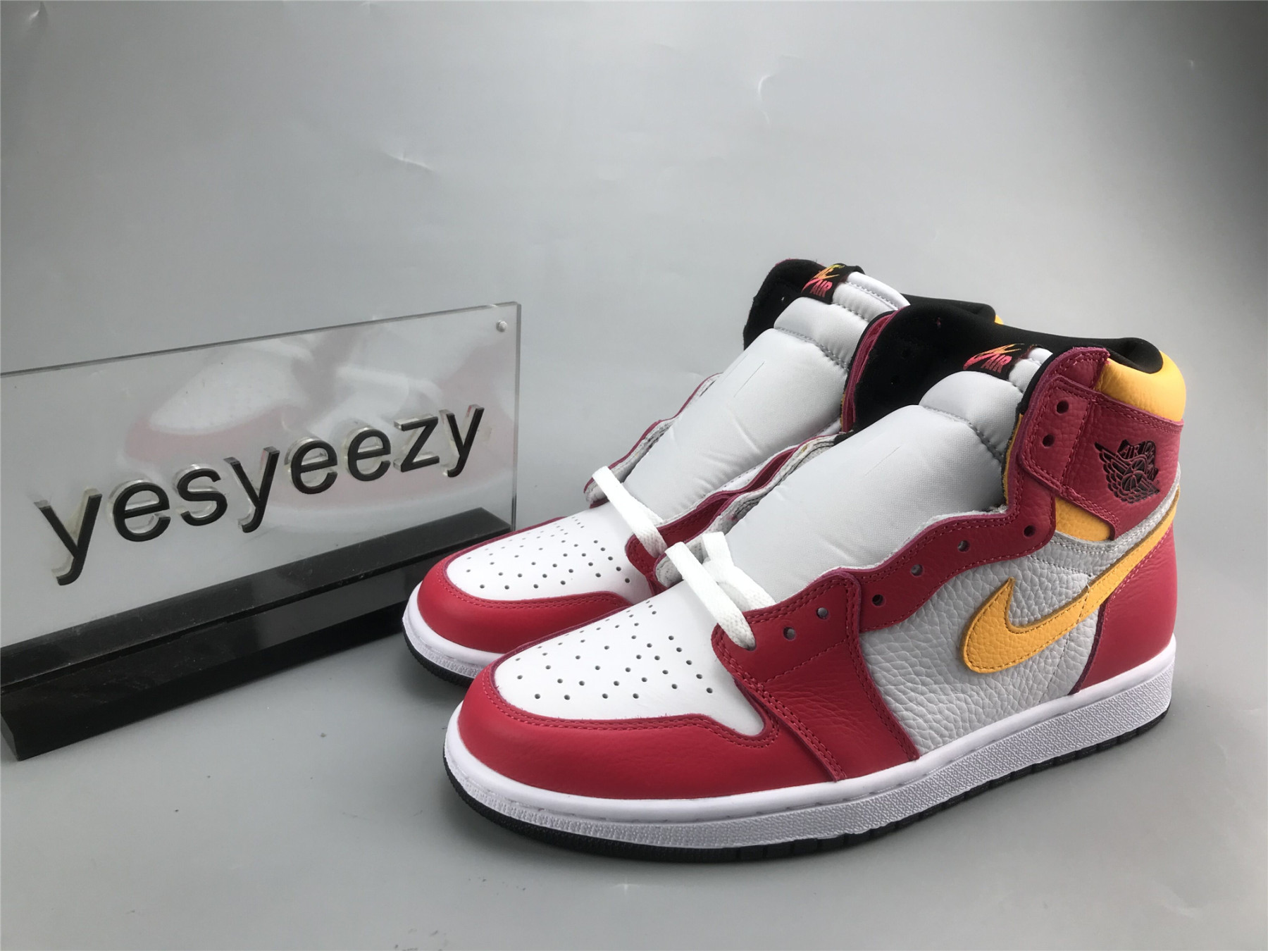 UA AIR JORDAN 1 RETRO HIGH OG 