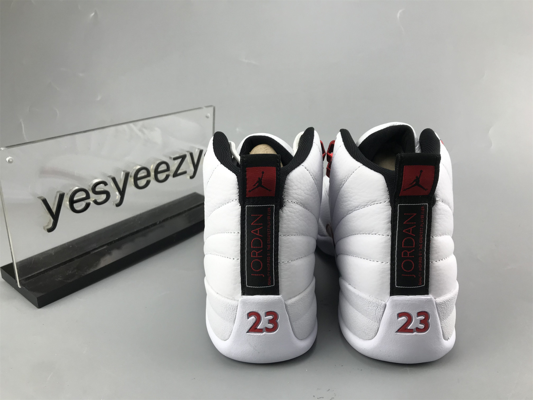 UA AIR JORDAN 12 RETRO 
