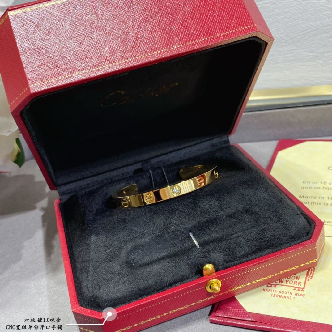 Ca*t1er wide single D1am0nd open LOVE Bracelet