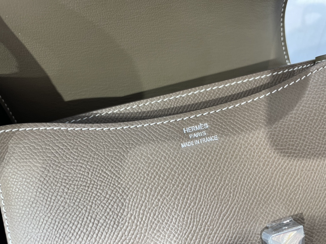 H**me5 Constance 24 Epsom leather silver hardware 9.4"x5.9"x3"