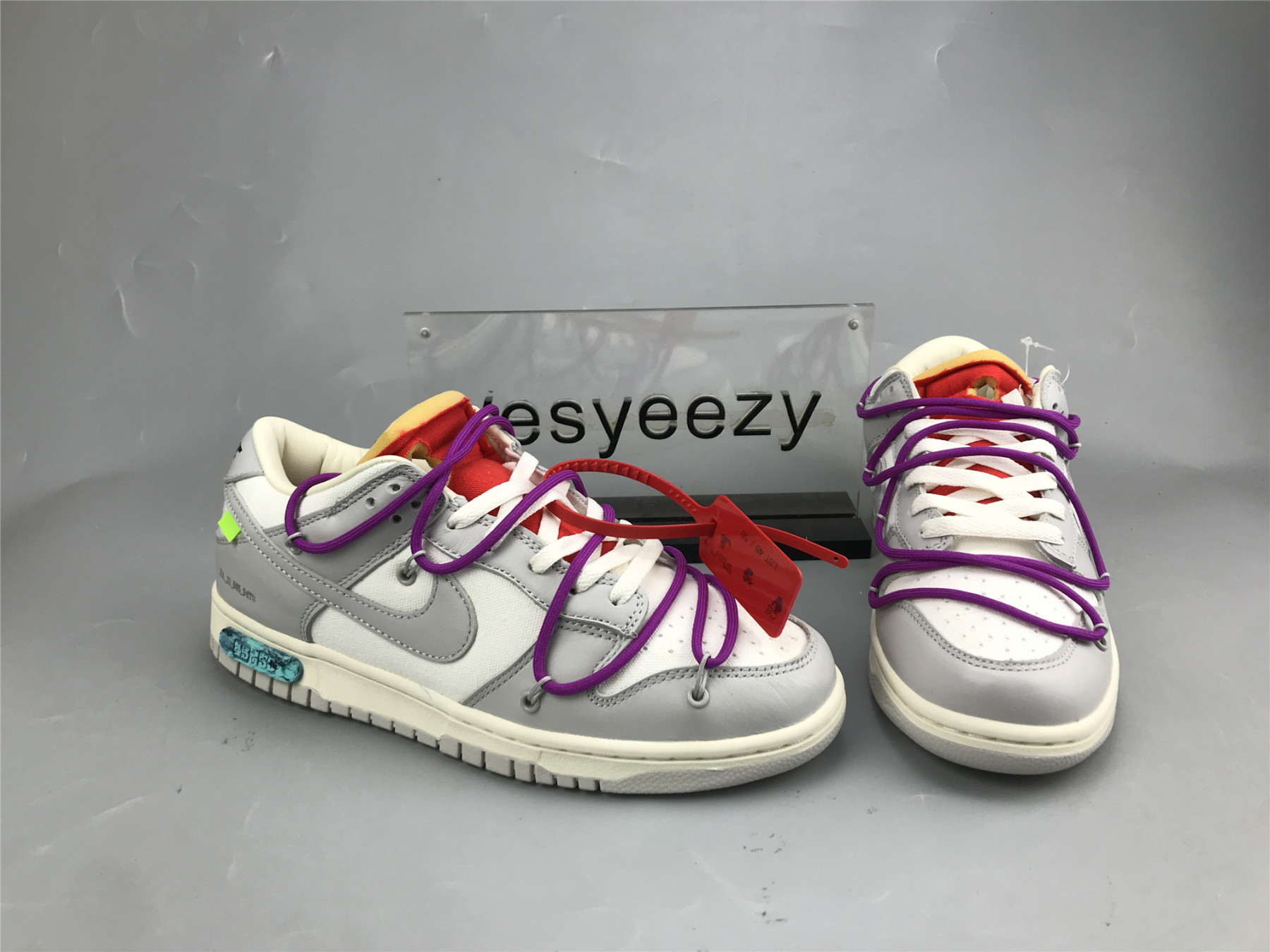 UA NIKE OFF-WHITE X DUNK LOW 