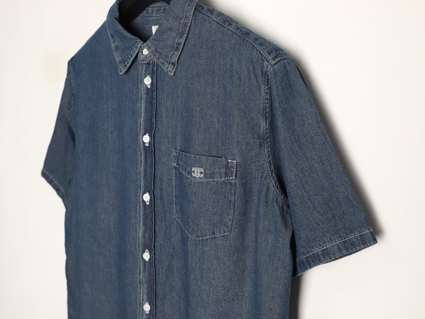 Ce1i*e Short-sleeved Shirts