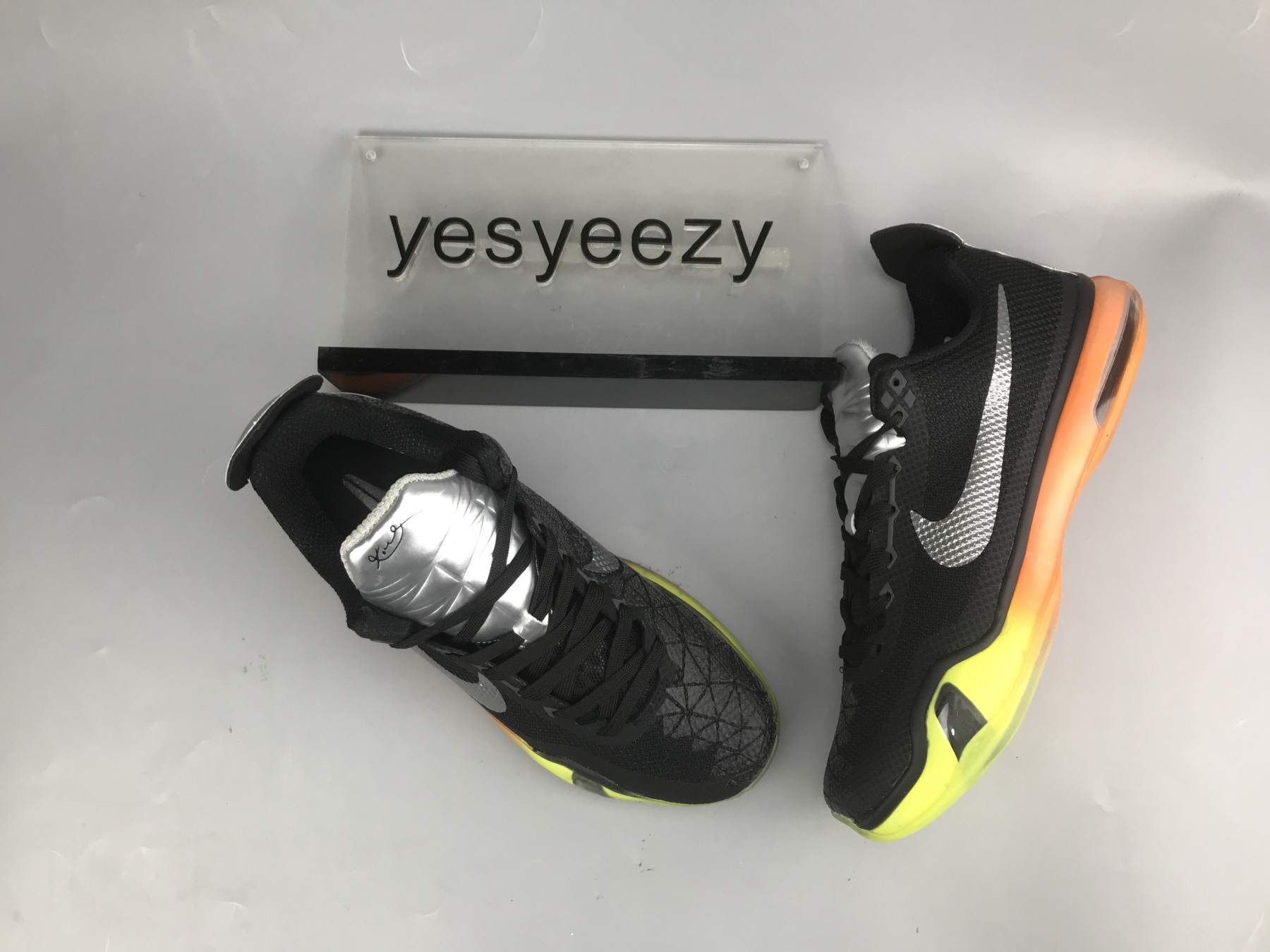 UA NIKE KOBE 10 