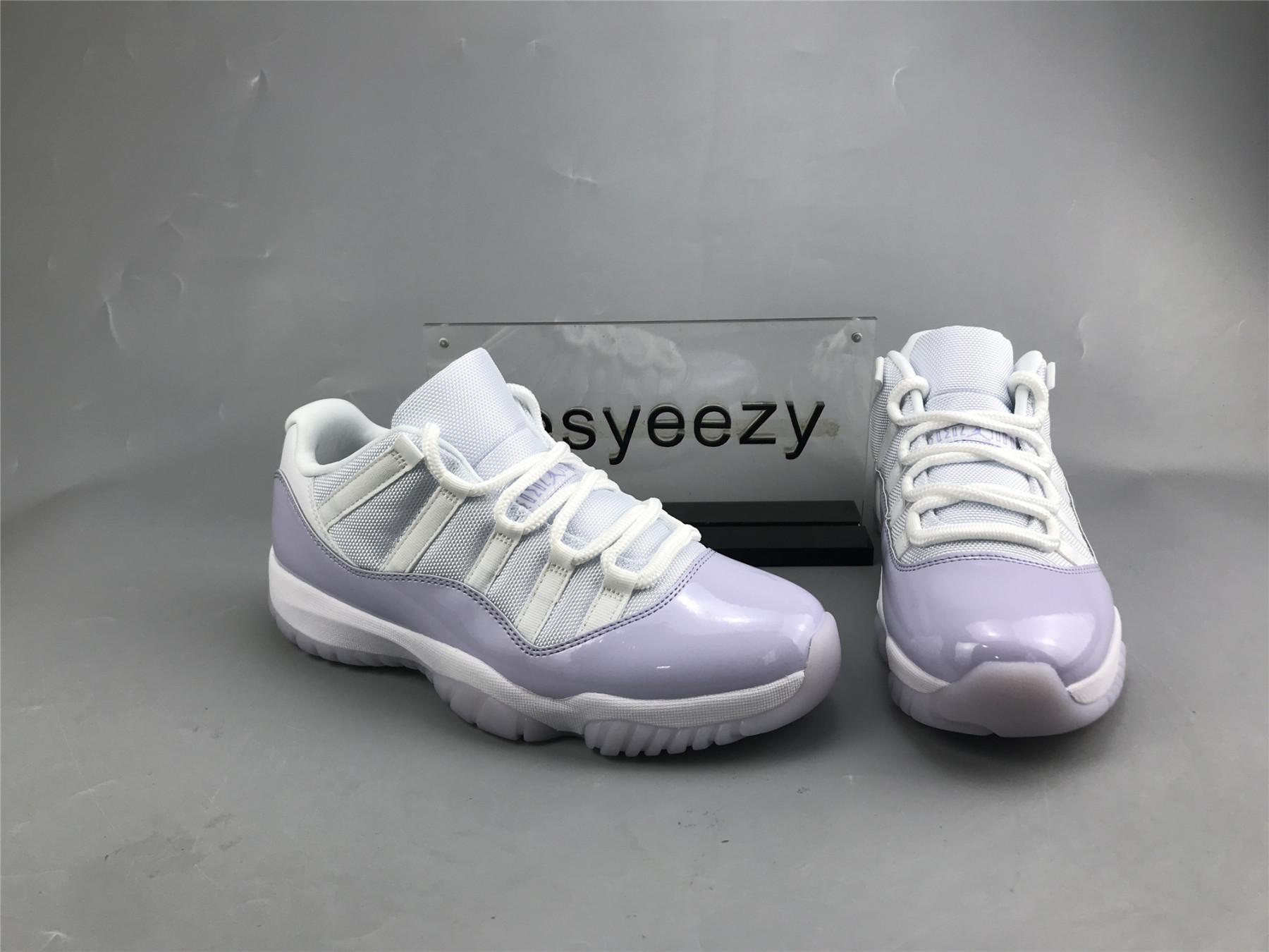 UA AIR JORDAN 11 LOW "PURE VIOLET"