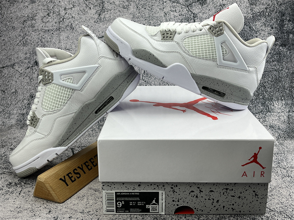 UA AIR JORDAN 4 RETRO 