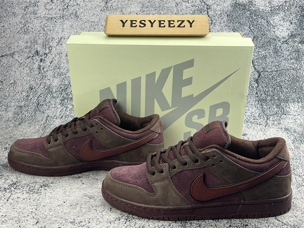 ua dunk low preM1vm sb 'city of love collection - burgundy crush'