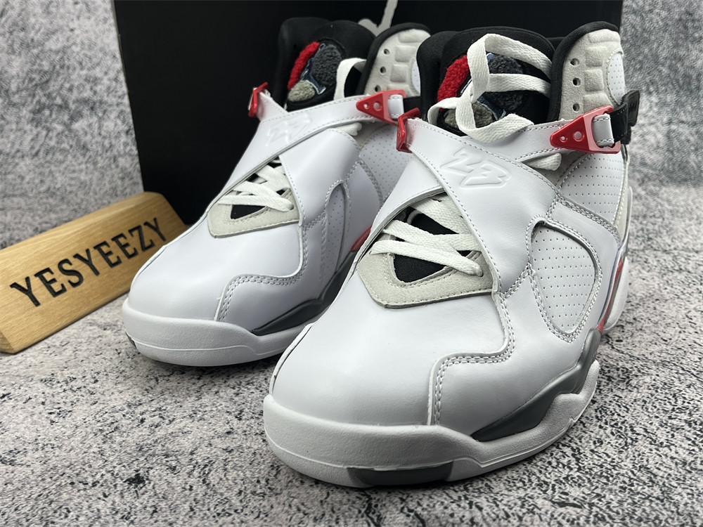 UA AIR JORDAN 8 RETRO 