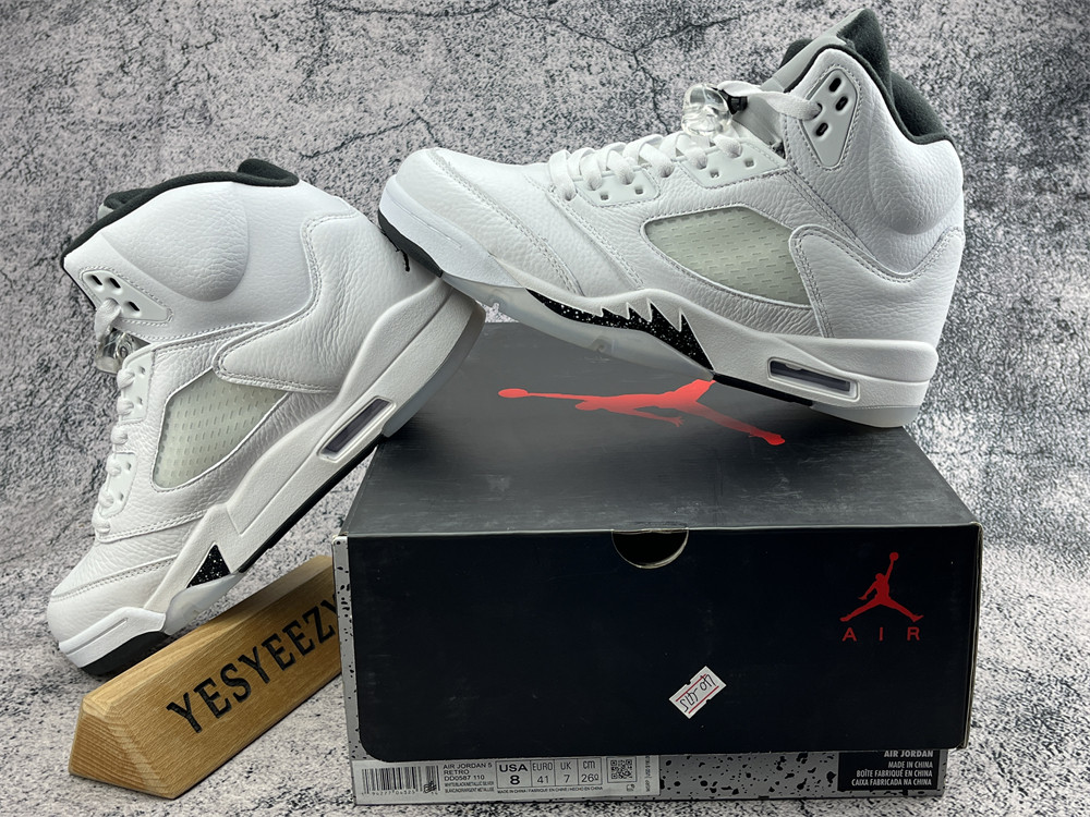 UA AIR JORDAN 5 RETRO 