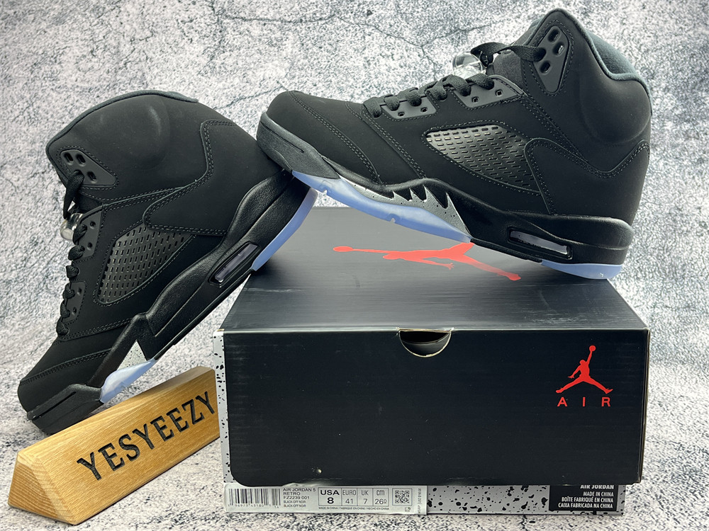 UA AIR JORDAN 5 RETRO SE 