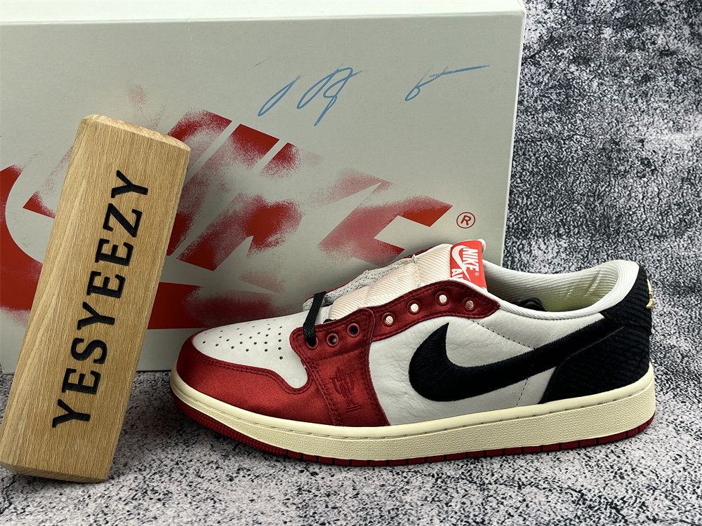 UA Jordan 1 Retro Low OG Trophy Room Away