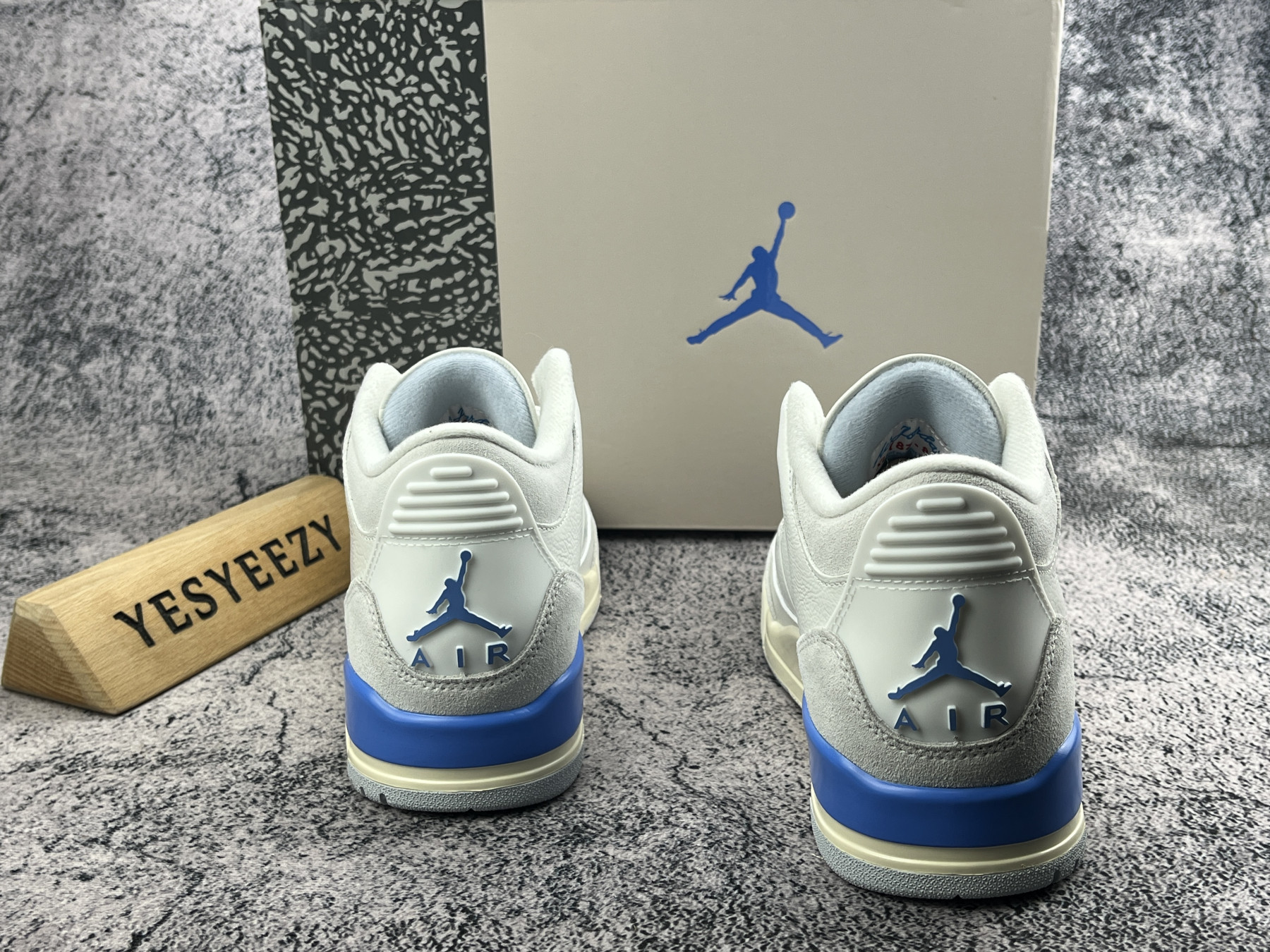 UA Jordan 3 Retro