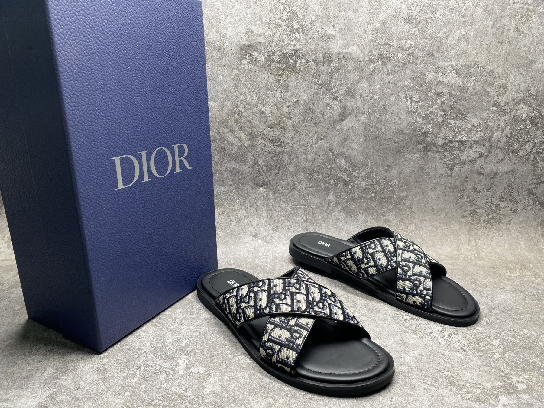 UA D10r Alias Sandal